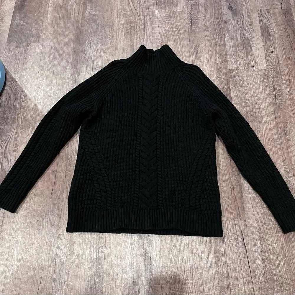 lululemon athletica Bring The Cozy Black Cable Knit TurtleNeck Sweater Sz. 8